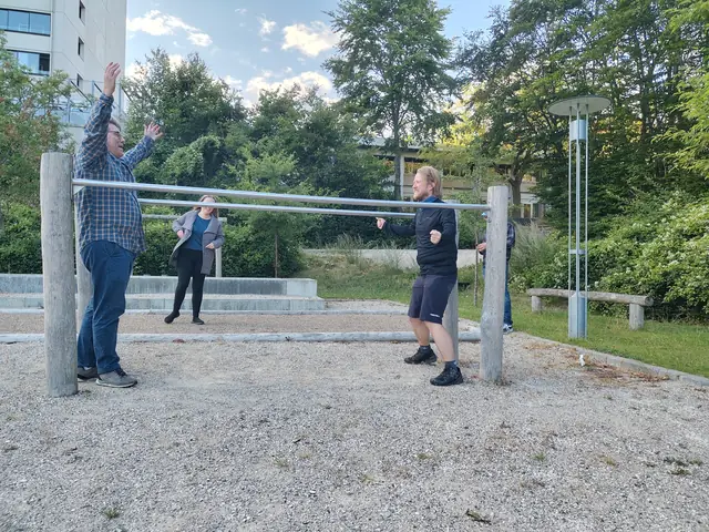 Playground pizza party, 10 August (2/3)